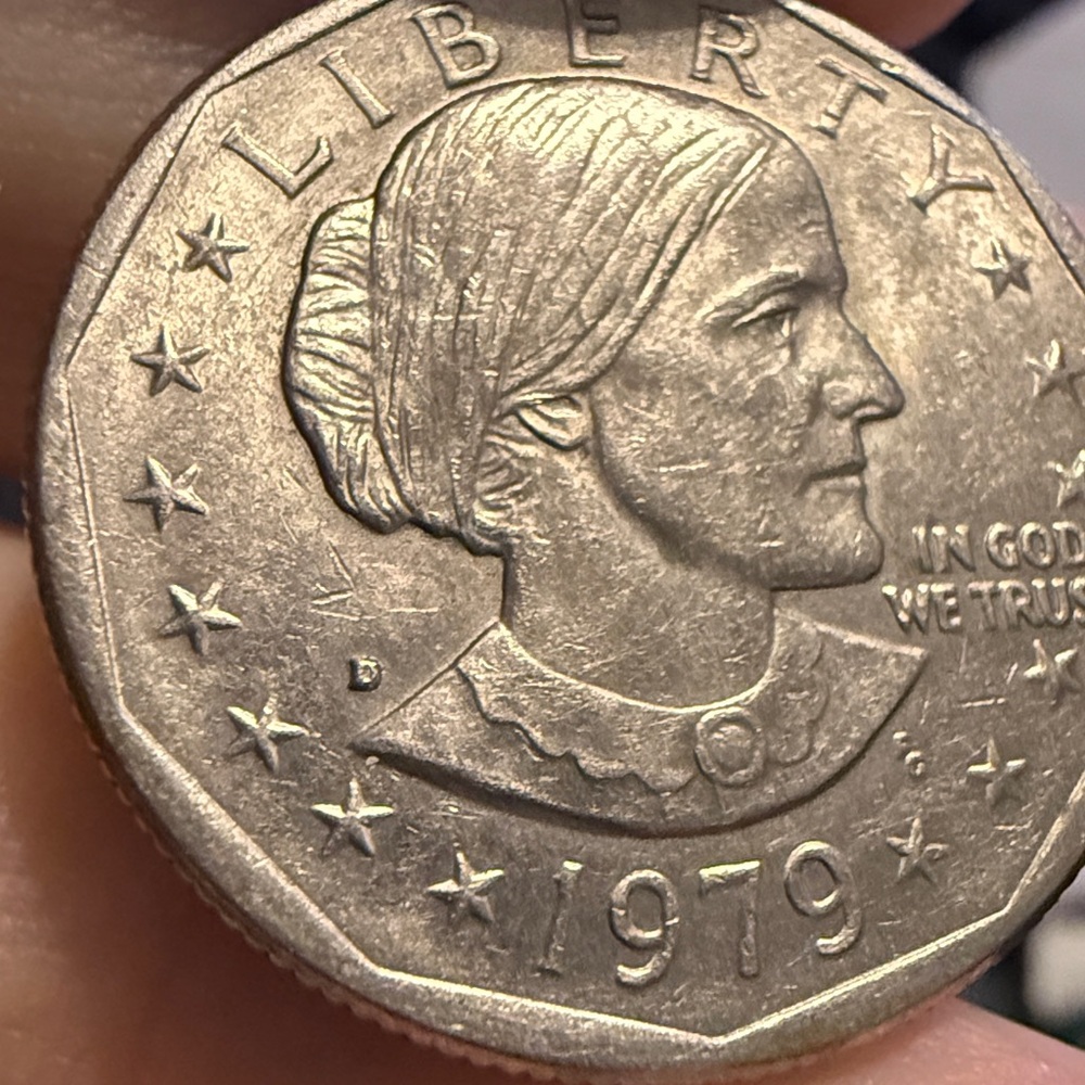 TWO—1979 Susan B Anthony dollar coin - Picture 5 of 5